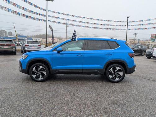 2025 Volkswagen Taos 1.5T SE