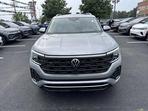 2025 Volkswagen Atlas 2.0T SEL Premium R-Line 4MOTION