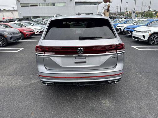 2025 Volkswagen Atlas 2.0T SEL Premium R-Line 4MOTION