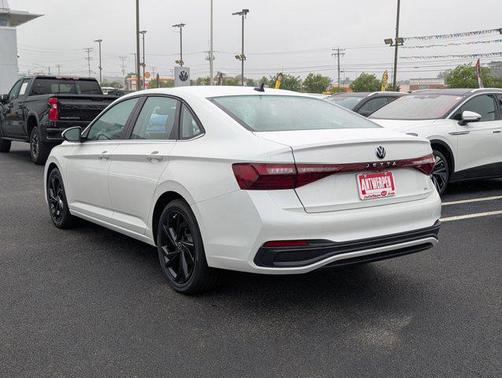 2025 Volkswagen Jetta 1.5T SE