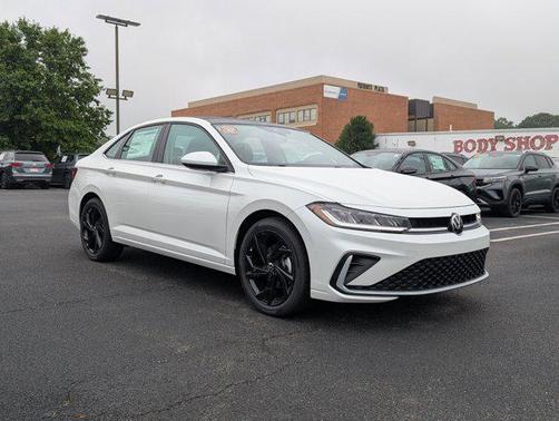 2025 Volkswagen Jetta 1.5T SE