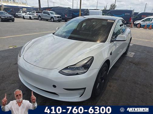 Pearl White Multi-Coat 2021 Tesla Model 3 Standard Range Plus
