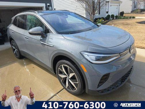 Deep Black Pearl 2023 Volkswagen ID.4 AWD Pro S