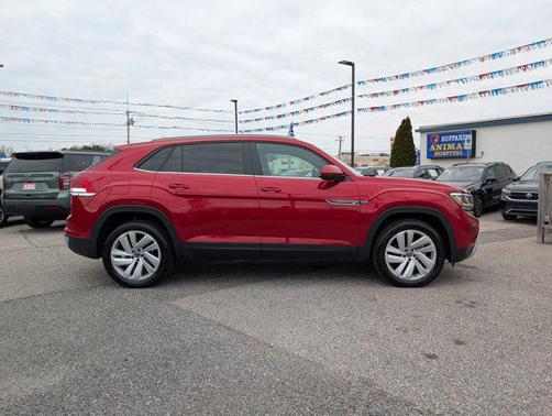 2022 Volkswagen Atlas Cross Sport 3.6L V6 SE w/Technology
