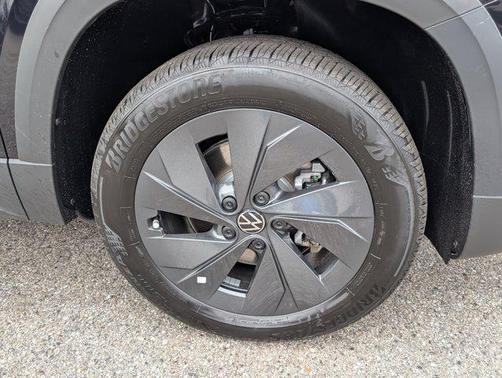 2026 Volkswagen Taos S