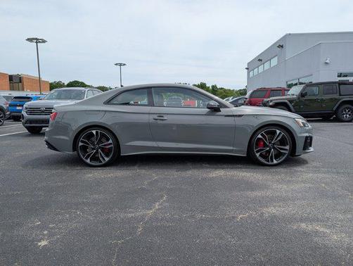 2022 Audi S5 Premium Plus TFSI quattro Tiptronic