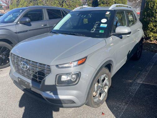 2021 Hyundai VENUE SEL