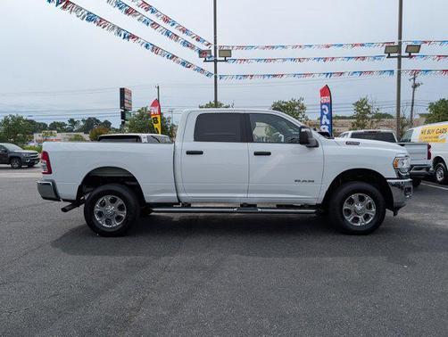 2024 RAM 2500 Big Horn Crew Cab 4x4 6'4' Box