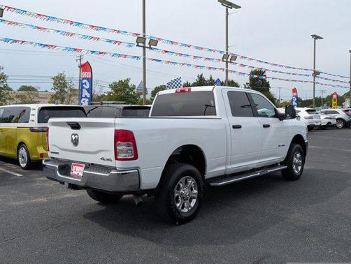 2024 RAM 2500 Big Horn Crew Cab 4x4 6'4' Box
