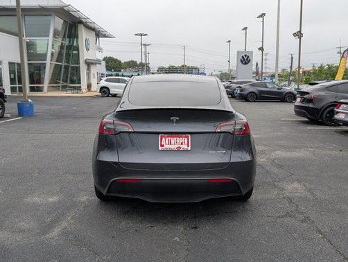 2021 Tesla Model Y Long Range Dual Motor All-Wheel Drive