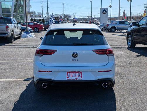 2024 Volkswagen Golf GTI 2.0T S DSG