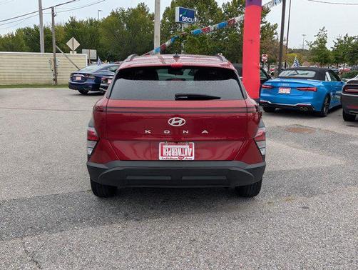 2024 Hyundai KONA SEL