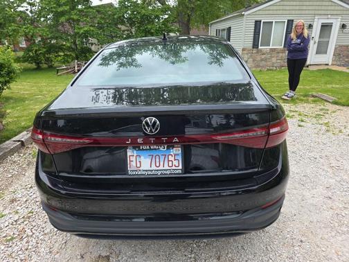 Deep Black 2025 Volkswagen Jetta 1.5T Sport