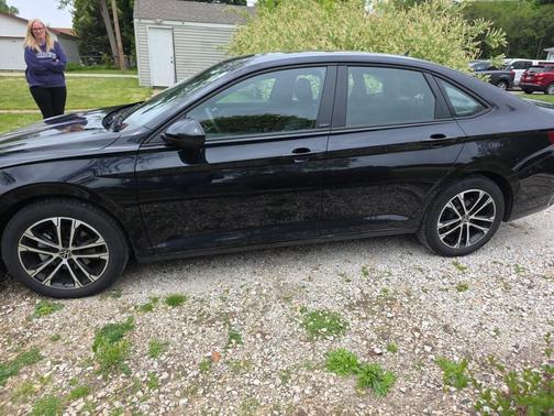 Deep Black 2025 Volkswagen Jetta 1.5T Sport