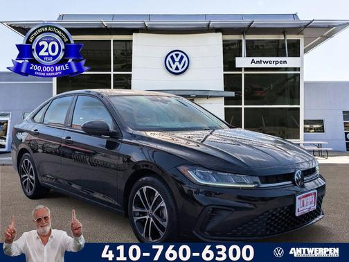 Deep Black 2025 Volkswagen Jetta 1.5T Sport