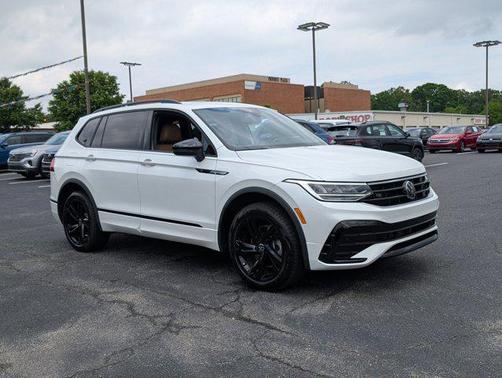 2024 Volkswagen Tiguan 2.0T SE R-Line Black 4MOTION