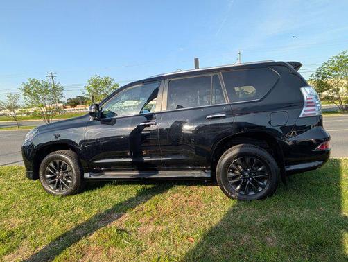 Black Onyx 2023 Lexus GX 460 Premium