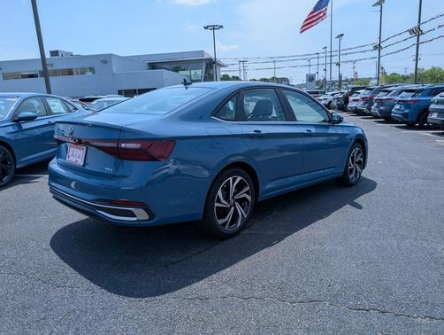 Monterey Blue Pearl 2026 Volkswagen Jetta 1.4T SEL