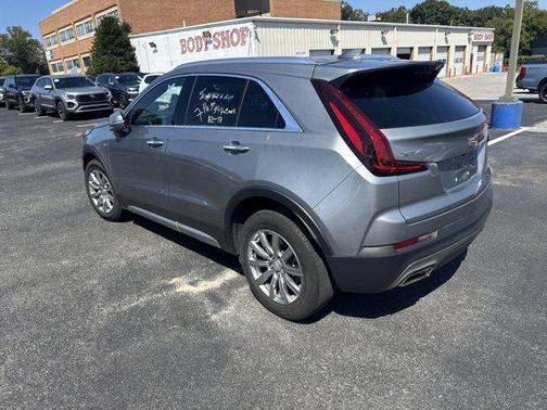2023 Cadillac XT4 Premium Luxury