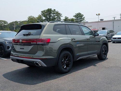 2025 Volkswagen Atlas 2.0T Peak Edition