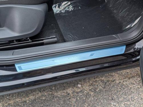 2026 Volkswagen Taos SEL