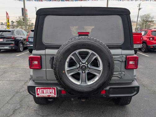 2022 Jeep Wrangler Unlimited Sahara