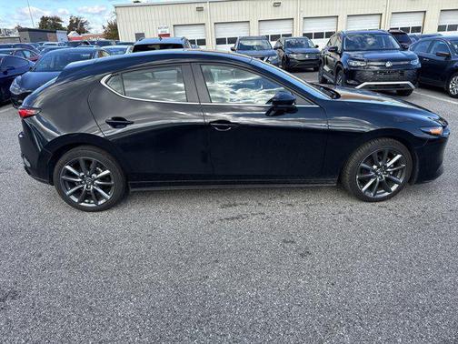 2024 Mazda Mazda3 FWD w/Preferred Package
