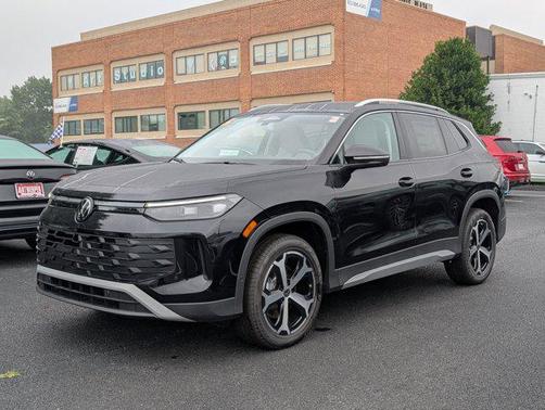 2025 Volkswagen Tiguan 2.0T SE 4MOTION