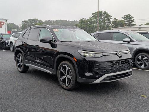 2025 Volkswagen Tiguan 2.0T SE 4MOTION