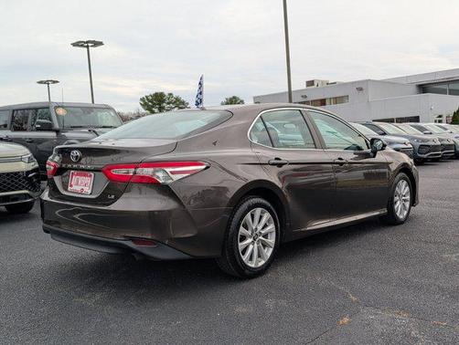 2018 Toyota Camry LE