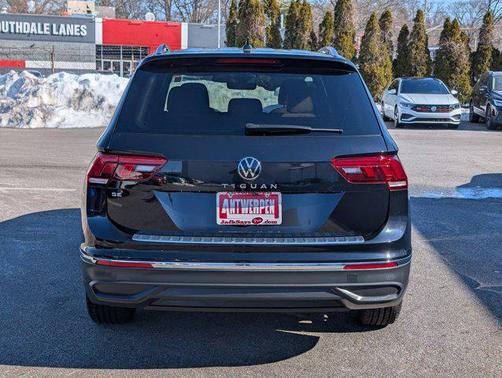 2023 Volkswagen Tiguan 2.0T SE