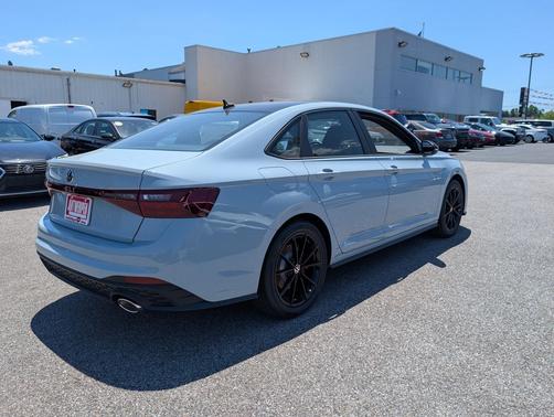 Monument Gray w/Deep Black Roof 2026 Volkswagen Jetta GLI 2.0T Autobahn