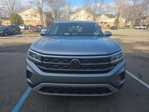 2022 Volkswagen Atlas Cross Sport 3.6L V6 SE w/Technology