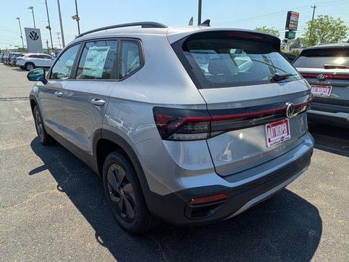 Pyrite Silver Metallic 2026 Volkswagen Taos S