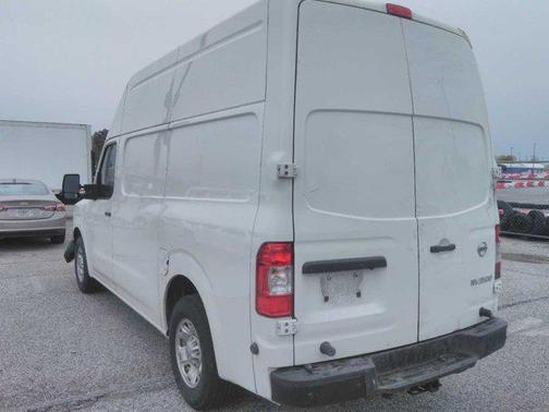 2021 Nissan NV Cargo NV3500 HD S V8