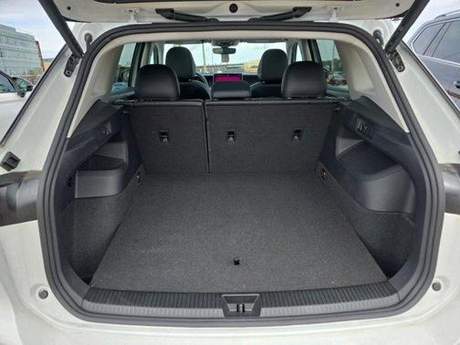 2025 Volkswagen Tiguan 2.0T SE 4MOTION