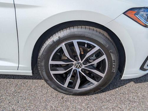 2026 Volkswagen Jetta 1.4T SE