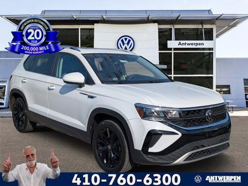 Pure White 2023 Volkswagen Taos 1.5T SE