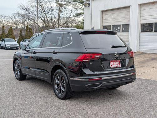 2023 Volkswagen Tiguan 2.0T SE