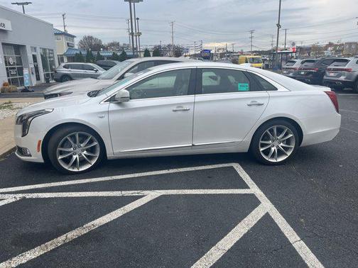 2019 Cadillac XTS Premium Luxury