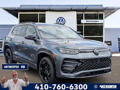 2025 Volkswagen Tiguan 2.0T SE R-Line Black 4MOTION