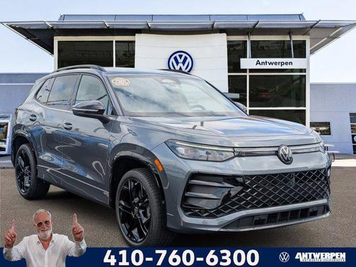 2025 Volkswagen Tiguan 2.0T SE R-Line Black 4MOTION