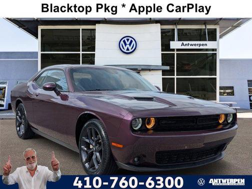 2022 Dodge Challenger SXT