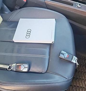 2022 Audi Q5 45 S line Premium