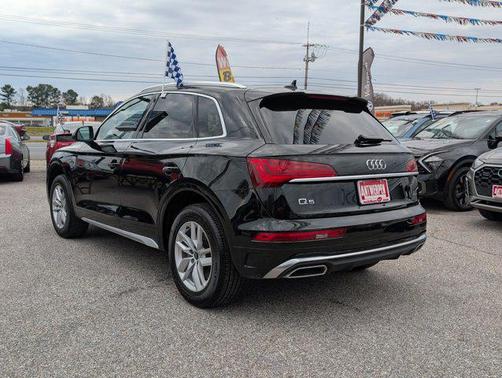 2022 Audi Q5 45 S line Premium