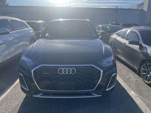 2022 Audi Q5 45 S line Premium