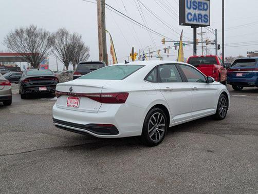 2025 Volkswagen Jetta 1.5T SE