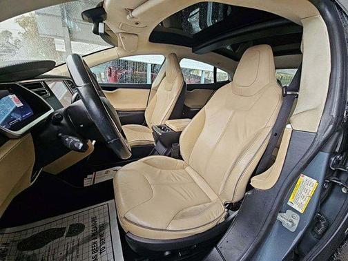 2013 Tesla Model S Performance