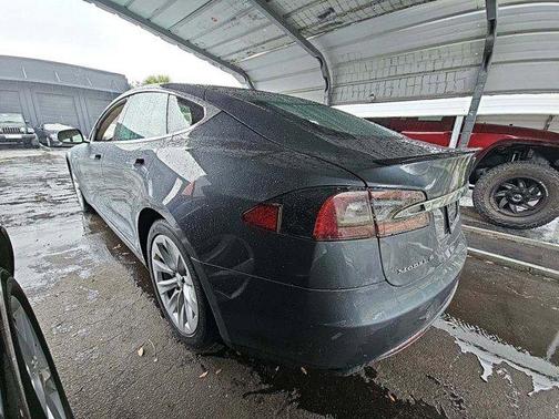 2013 Tesla Model S Performance