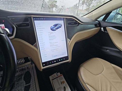 2013 Tesla Model S Performance